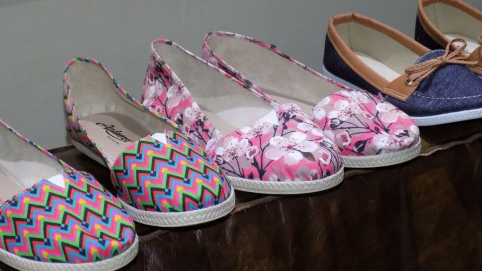 Calçados Femininos - Compre alpargatas, botas e rasteirinhas